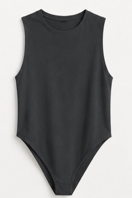 basic cash Sleeveless