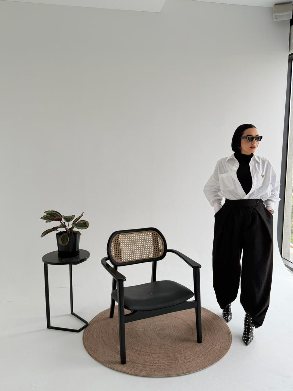 Elegant Wide-Leg Pants